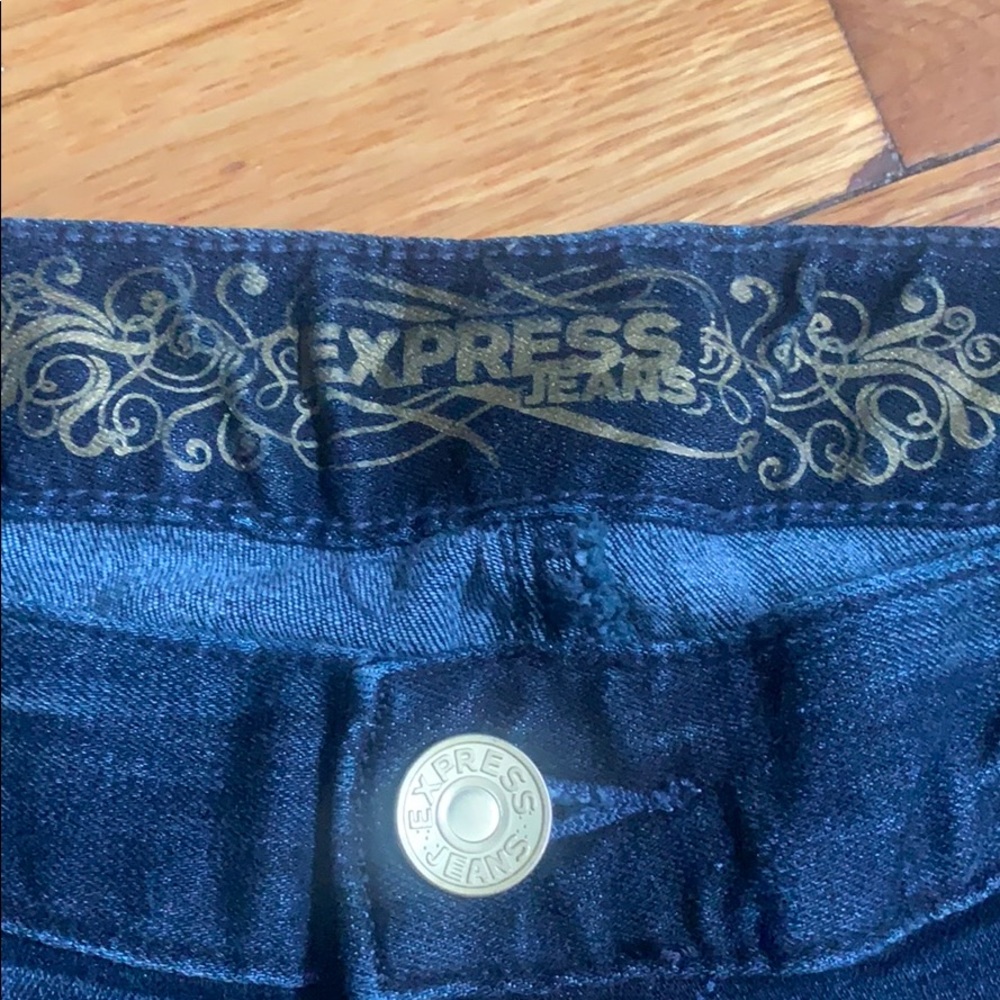 Express Low Rise Flared Jeans - Picture 3 of 5